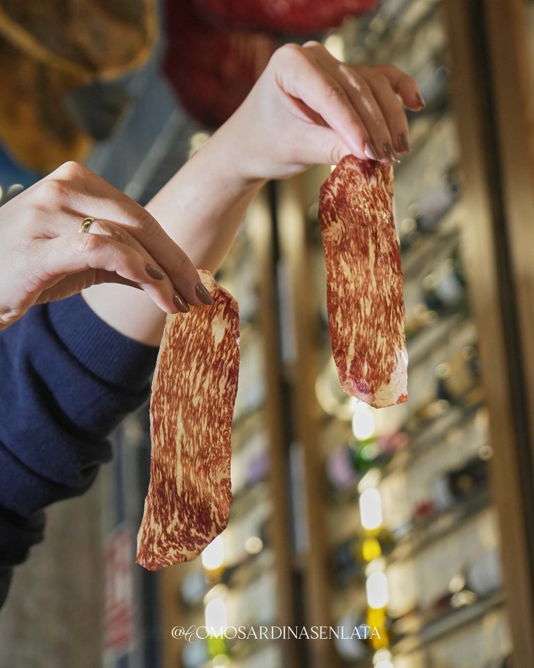 Cecina de wayu sardinas@2x